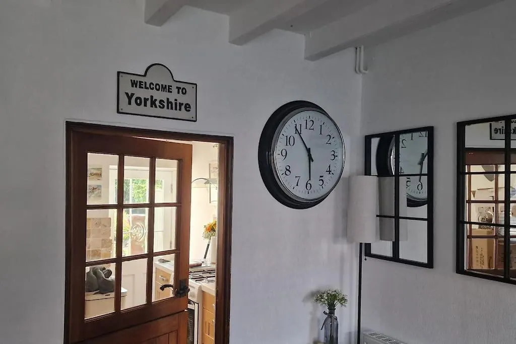 Holiday home Black Cat Cottage - Heart Of Pickering Cosy Listed Cottage United Kingdom